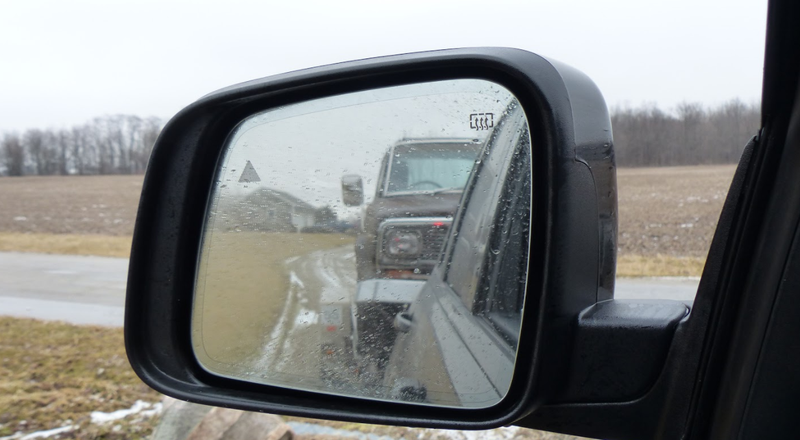 Illustration for article titled Towing An Old Jeep Through An Ice Storm With A 707 HP Jeep Grand Cherokee Trackhawk Was Truly Terrifying